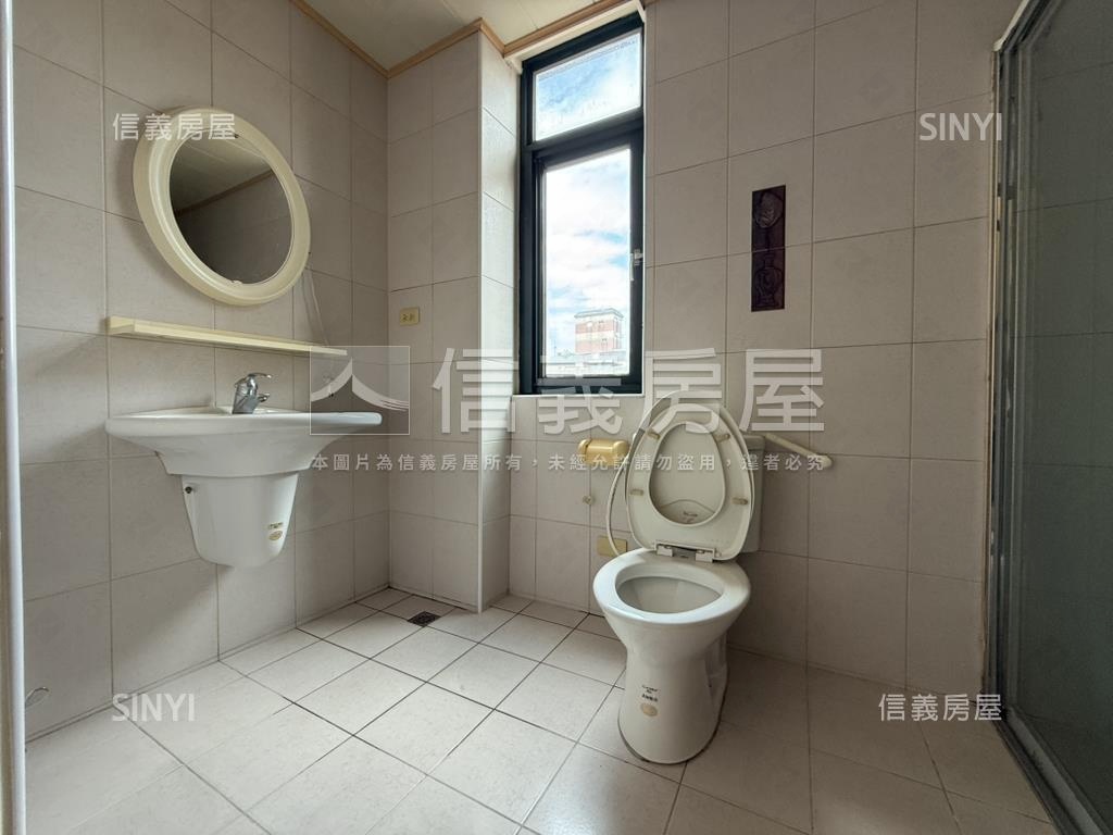 東區金店面房屋室內格局與周邊環境