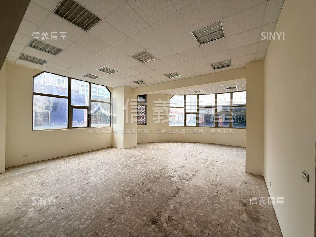 中壢環北路）邊間黃金店王房屋室內格局與周邊環境