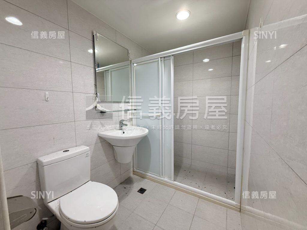 中壢環北路）邊間黃金店王房屋室內格局與周邊環境