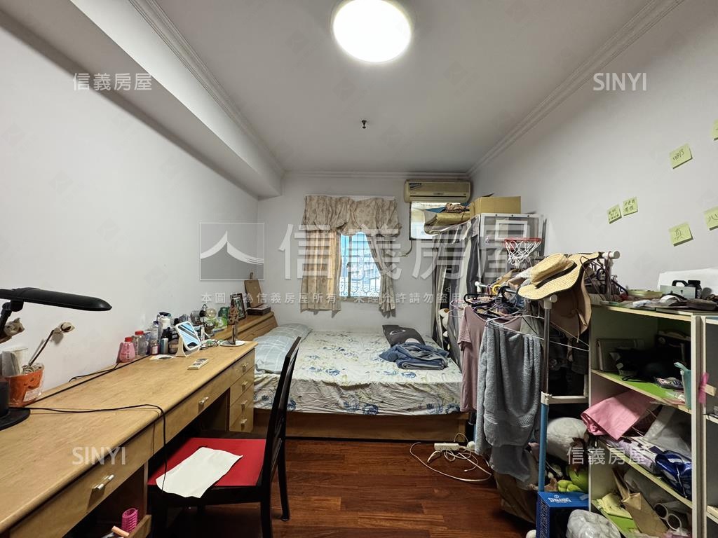 近捷運帝王家稀有樓中樓房屋室內格局與周邊環境