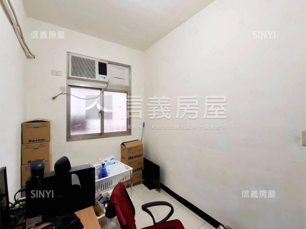 【ＶＲ】商圈捷運綠地雅寓房屋室內格局與周邊環境