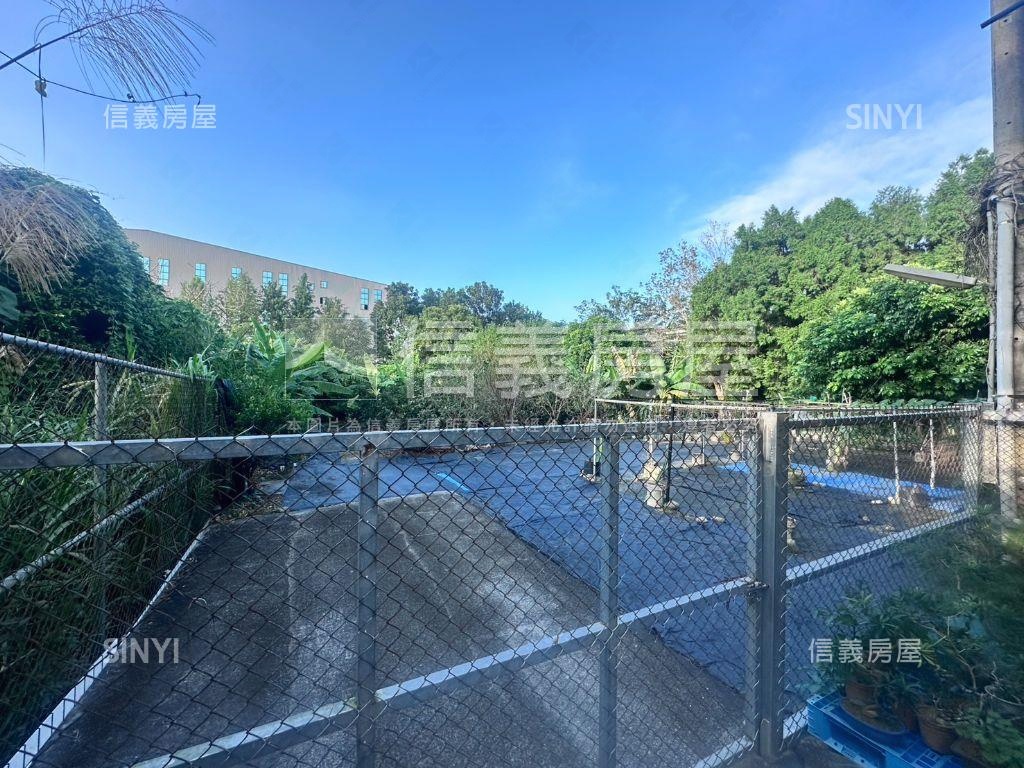 俗！國道旁開心農場房屋室內格局與周邊環境