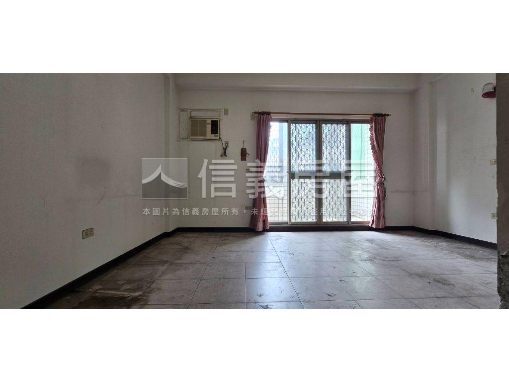 近永信國小綠谷山莊墅房屋室內格局與周邊環境