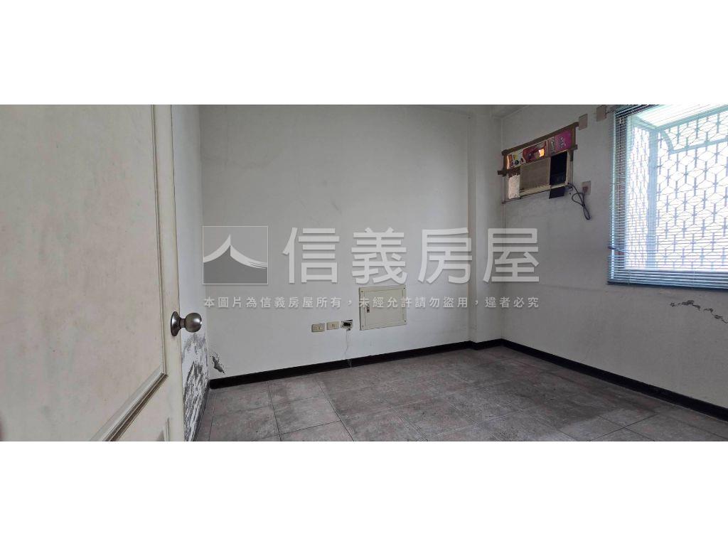 近永信國小綠谷山莊墅房屋室內格局與周邊環境