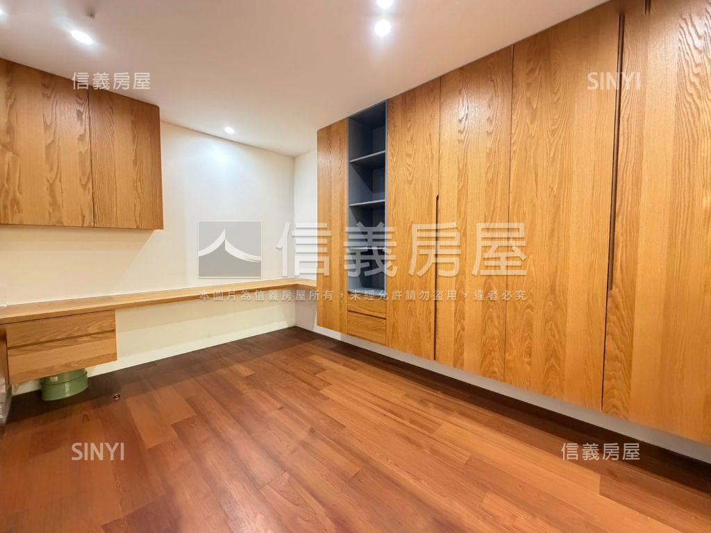 上河苑奢華豪邸房屋室內格局與周邊環境