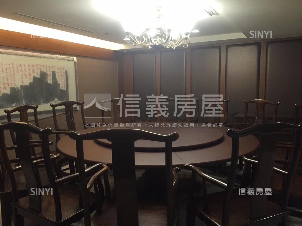 上河苑奢華豪邸房屋室內格局與周邊環境