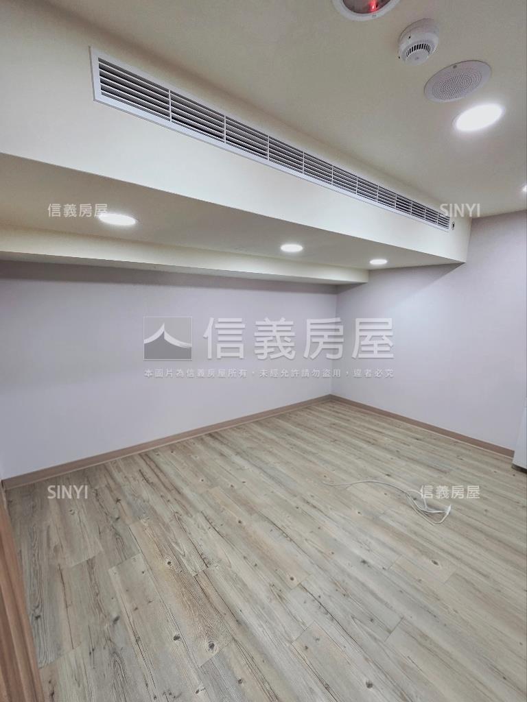 捷運森林公園住店辦二樓房屋室內格局與周邊環境