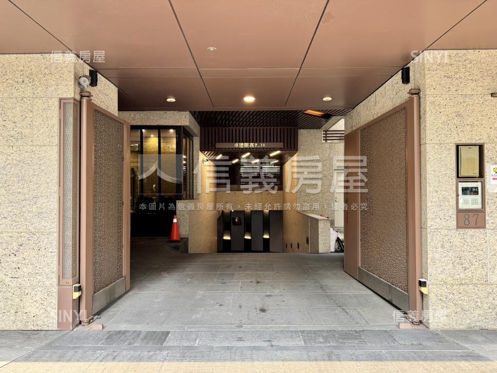 國泰築綠林蔭豪邸房屋室內格局與周邊環境