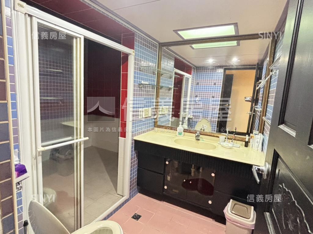 面公園綠蔭國泰邊間華廈房屋室內格局與周邊環境