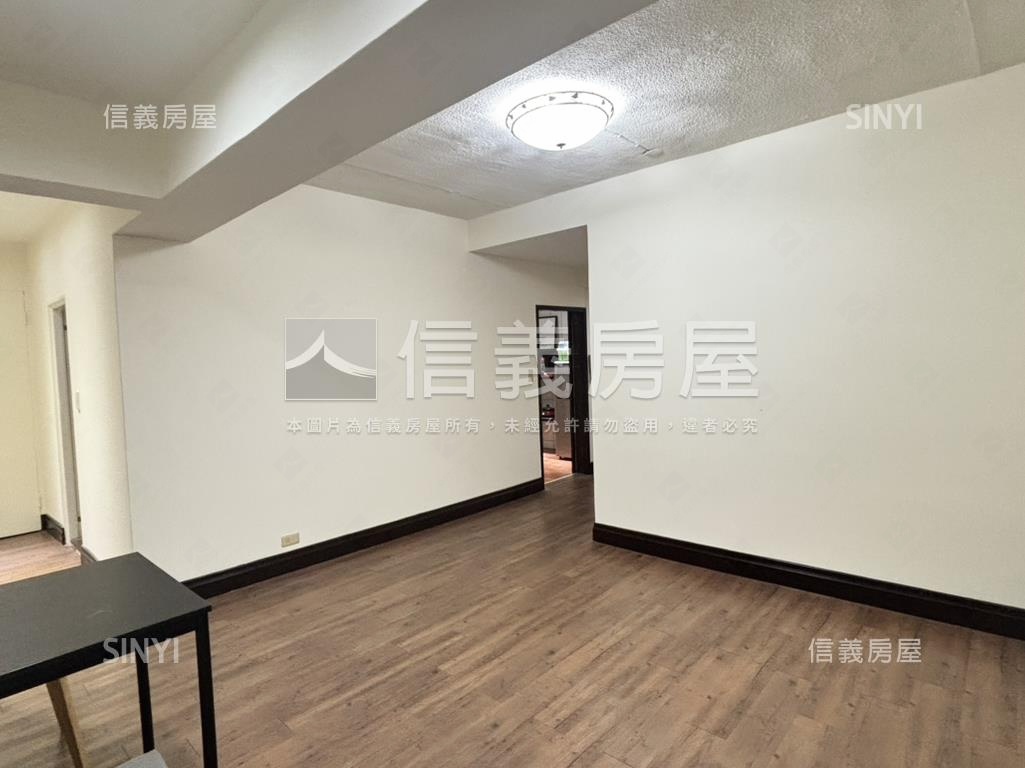 面公園綠蔭國泰邊間華廈房屋室內格局與周邊環境