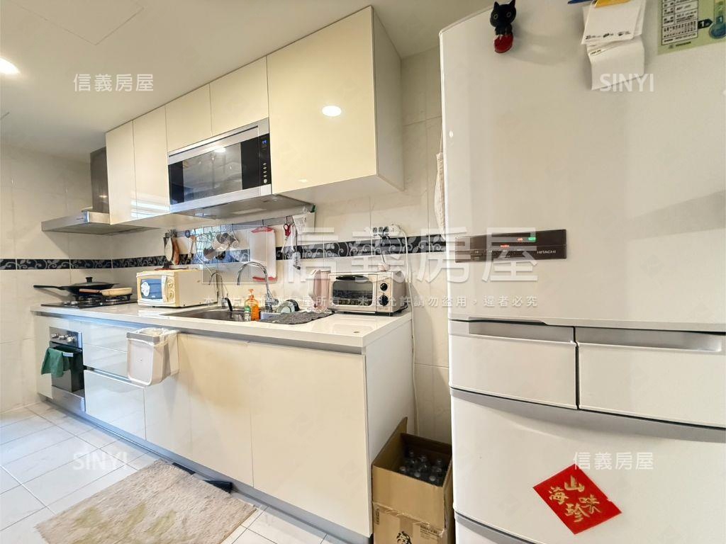 ３０創富採光房屋房屋室內格局與周邊環境