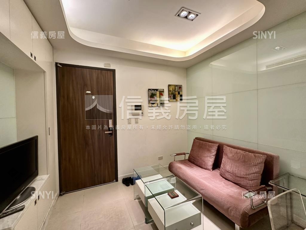 信義香榭１２高樓美宅房屋室內格局與周邊環境