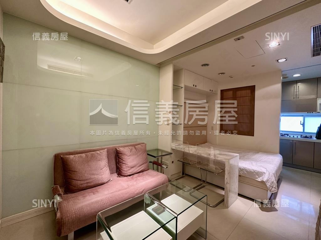 信義香榭１２高樓美宅房屋室內格局與周邊環境