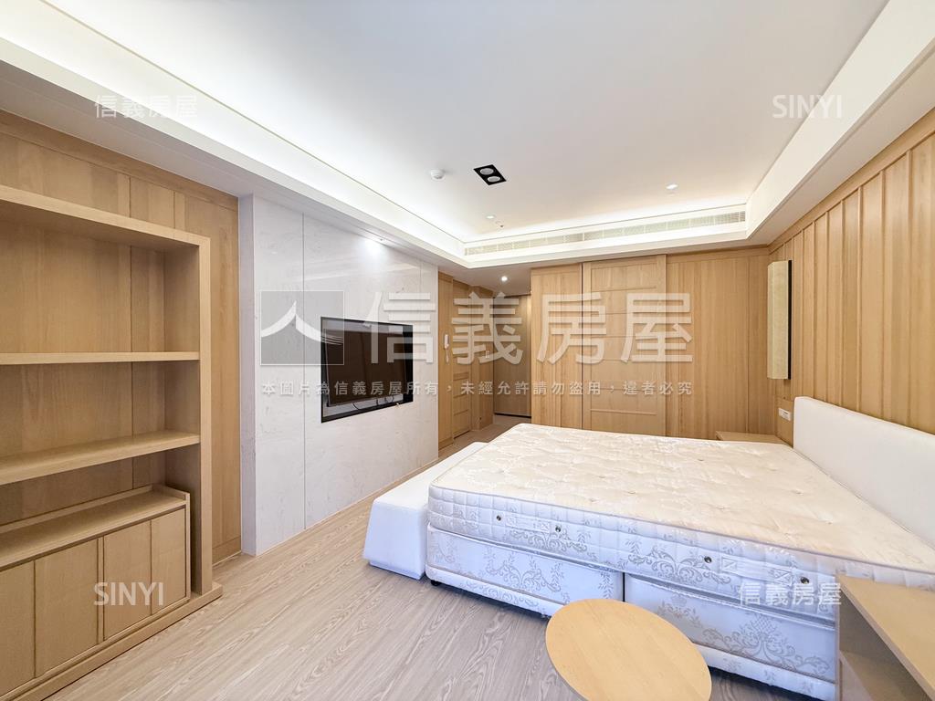 國王傳奇大三房平車豪邸房屋室內格局與周邊環境