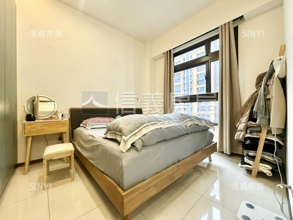 邊間瑞典月灣兩房車位房屋室內格局與周邊環境