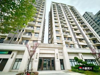 邊間瑞典月灣兩房車位