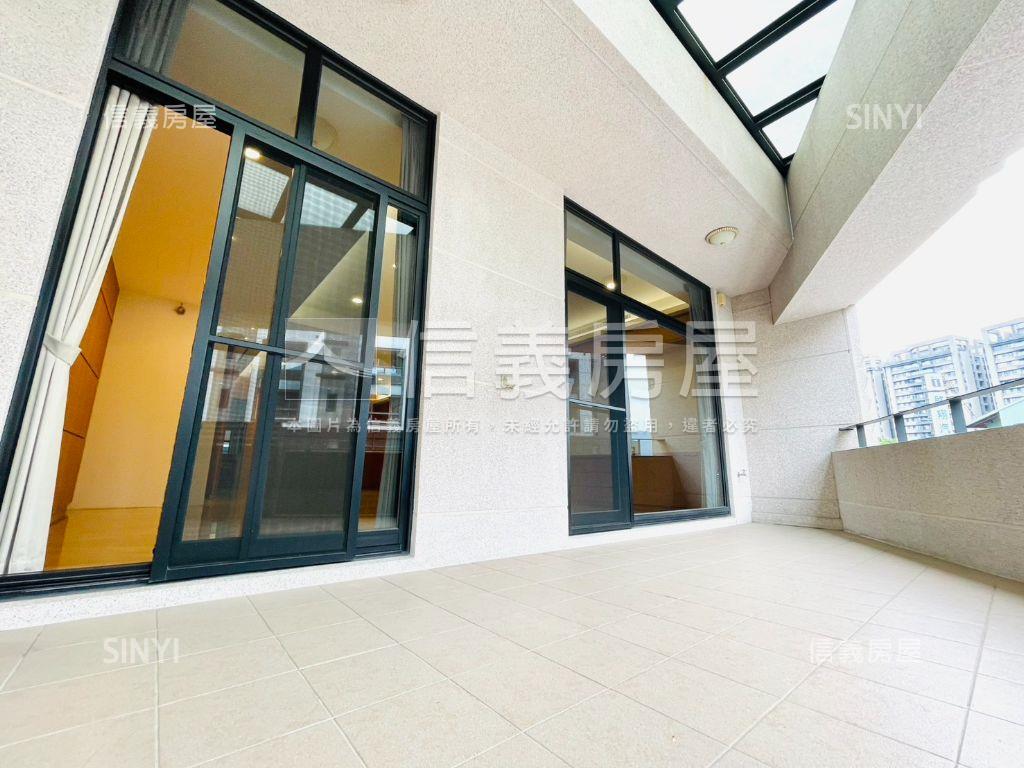 ★佑崧三面採光百坪豪墅★房屋室內格局與周邊環境