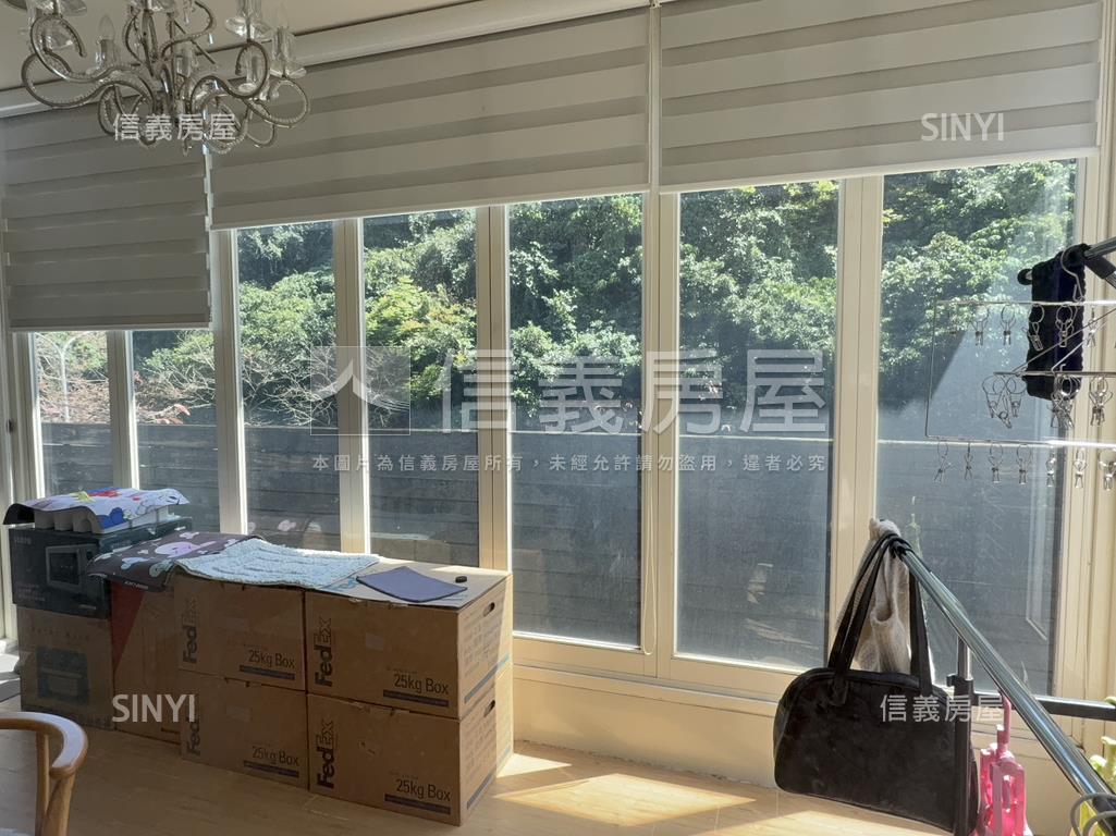 邊間電梯三面採光房屋室內格局與周邊環境