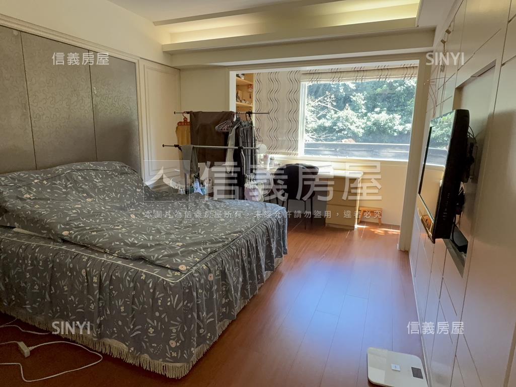 邊間電梯三面採光房屋室內格局與周邊環境