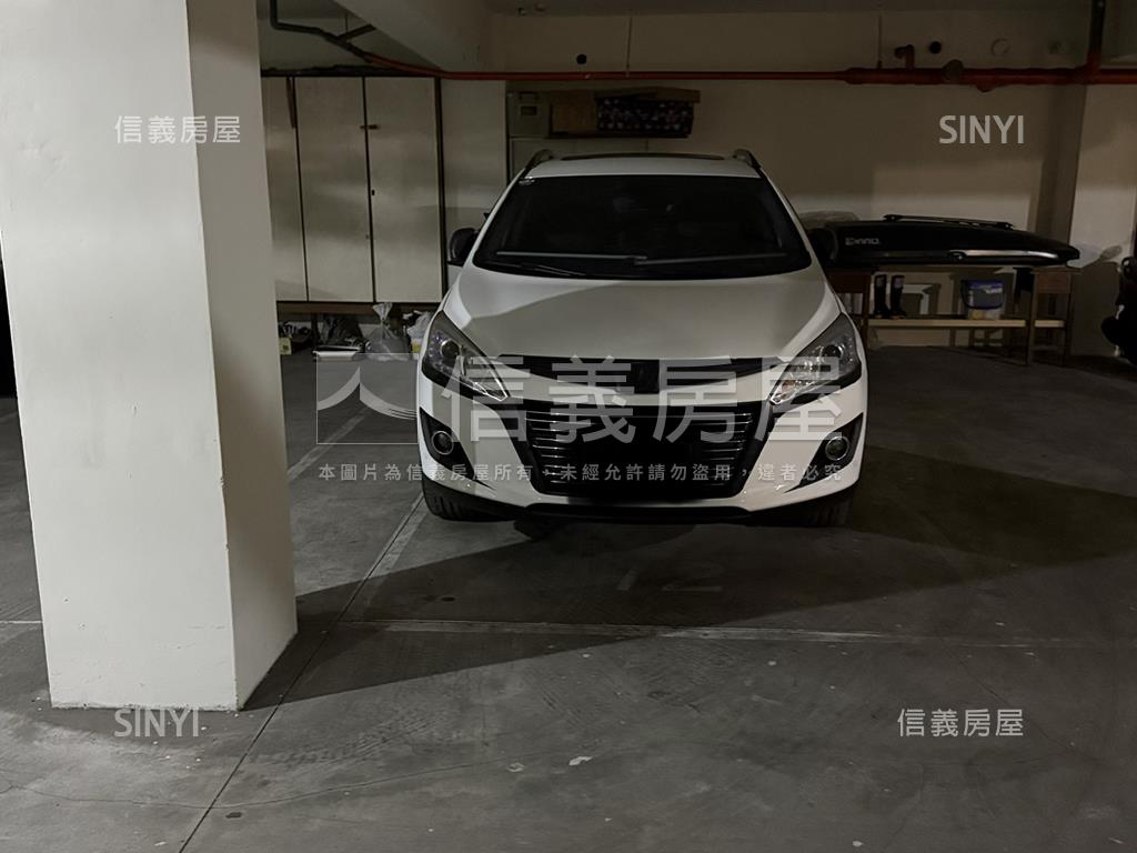 邊間電梯三面採光房屋室內格局與周邊環境