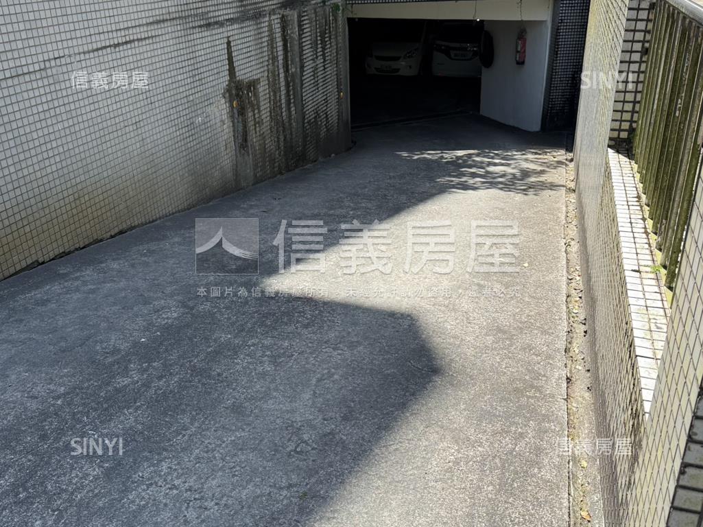 邊間電梯三面採光房屋室內格局與周邊環境