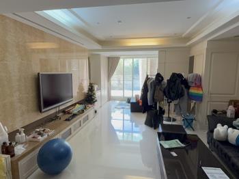 邊間電梯三面採光