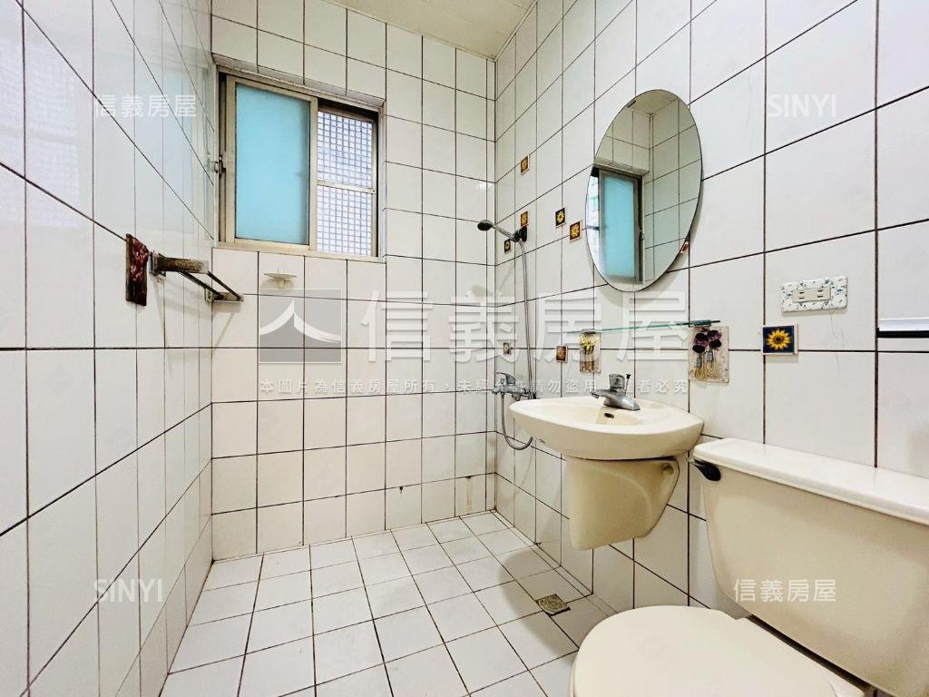 觀海極品開闊視野綠意山景房屋室內格局與周邊環境