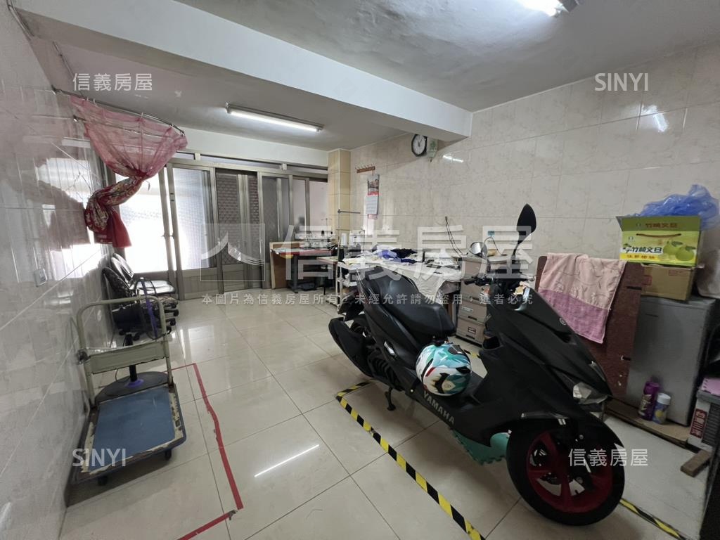 近彰師大。店面房屋室內格局與周邊環境