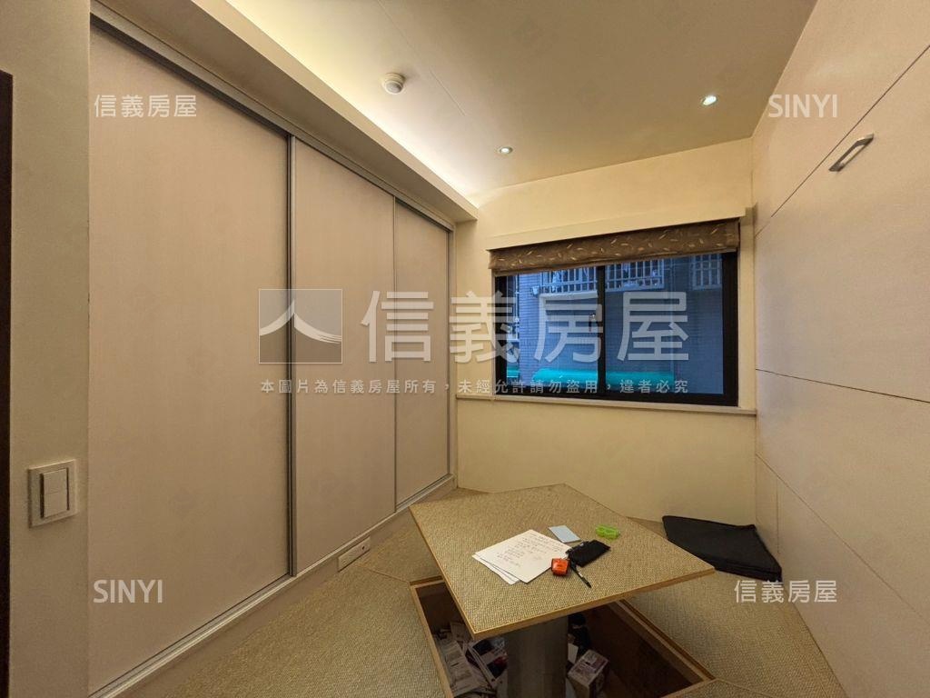 重劃區三房車位景觀精緻宅房屋室內格局與周邊環境