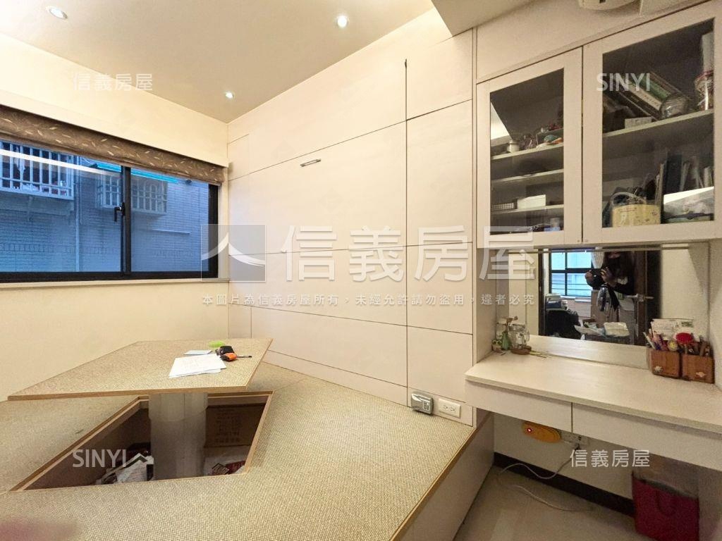 重劃區三房車位景觀精緻宅房屋室內格局與周邊環境