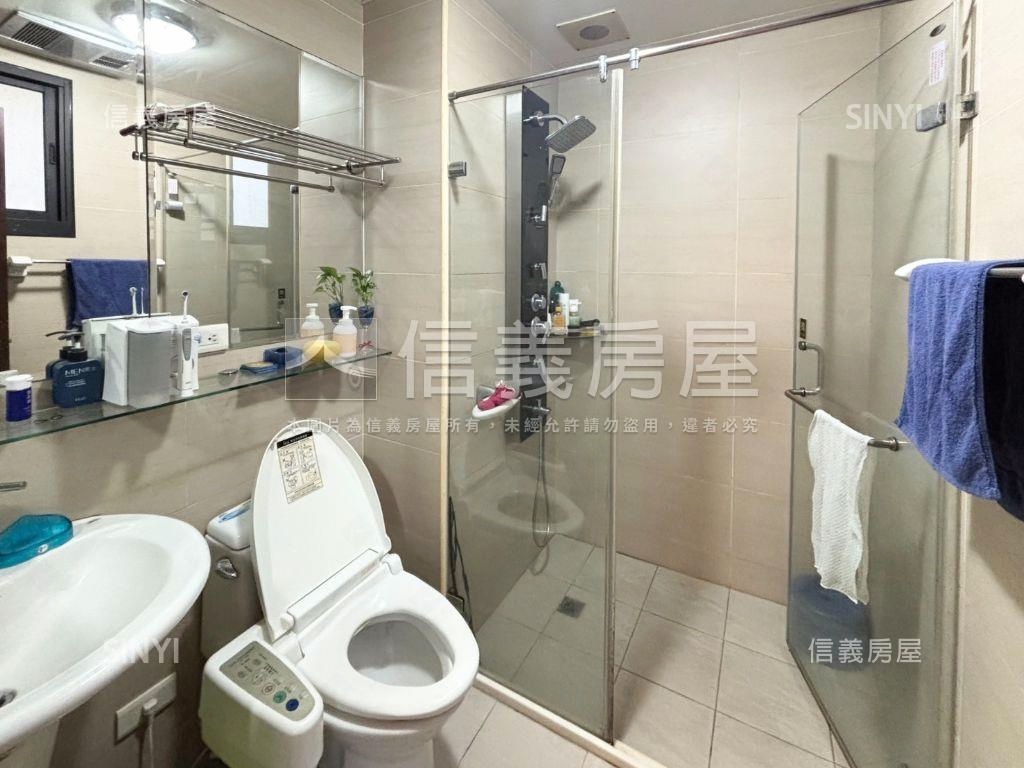 重劃區三房車位景觀精緻宅房屋室內格局與周邊環境