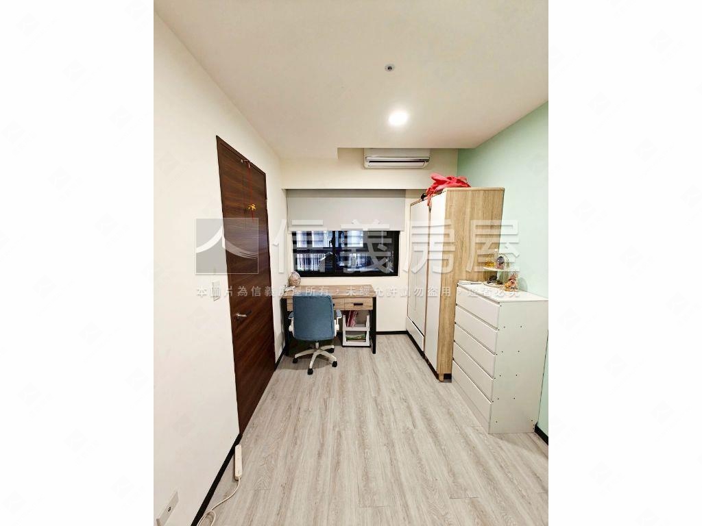 稀有層峰精裝電梯房屋室內格局與周邊環境