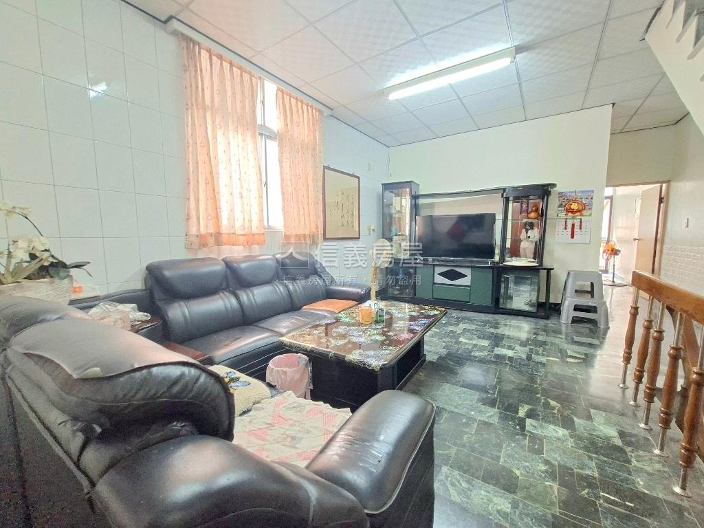 沐光小東｜ＲＣ邊間美店住房屋室內格局與周邊環境