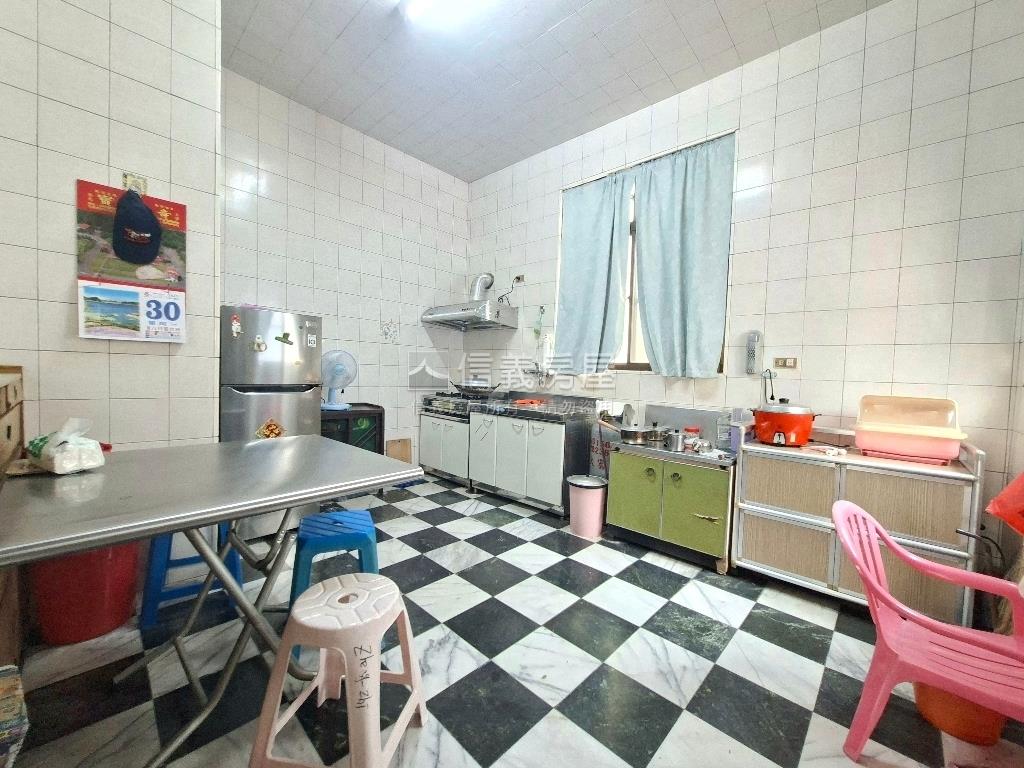 沐光小東｜ＲＣ邊間美店住房屋室內格局與周邊環境