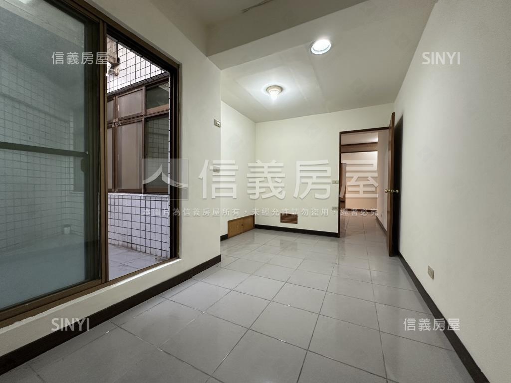 文林採光庭院一樓房屋室內格局與周邊環境