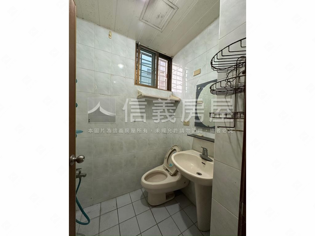 文林採光庭院一樓房屋室內格局與周邊環境