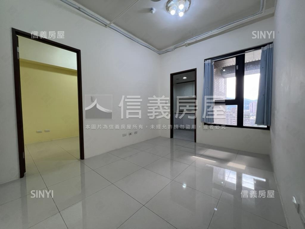 迴龍捷仕堡電梯兩房車位房屋室內格局與周邊環境