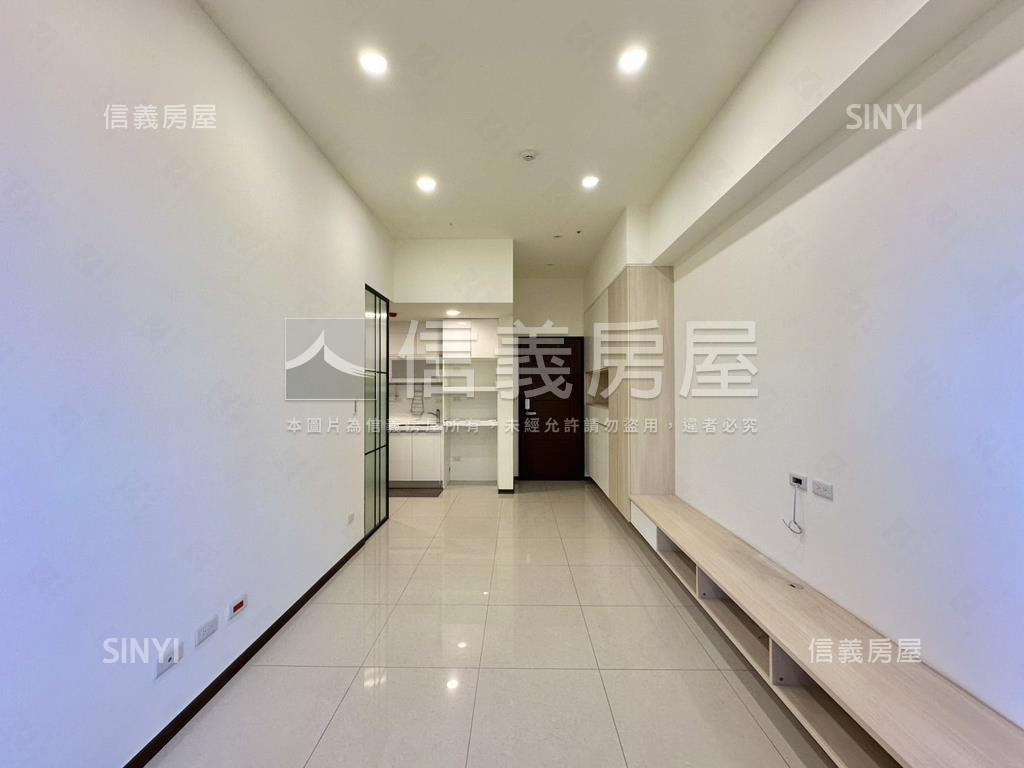 副都心住宅兩房坡平車位房屋室內格局與周邊環境