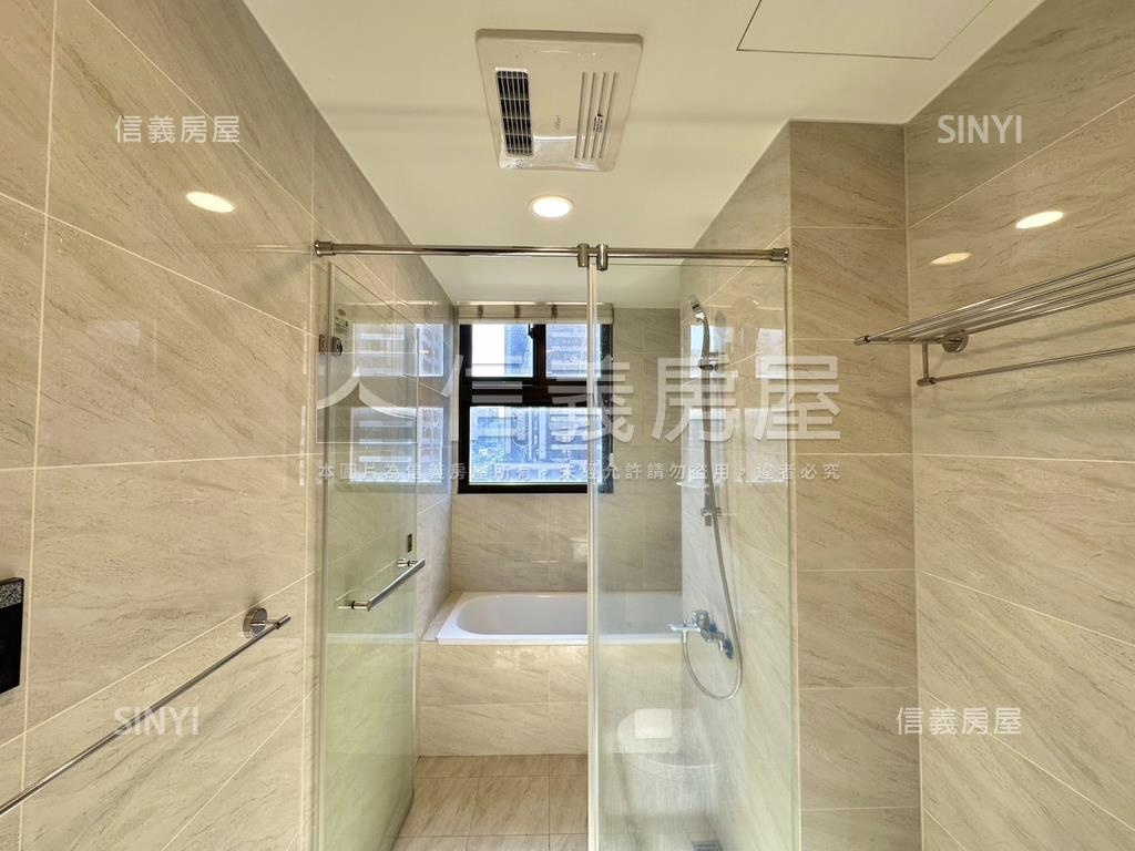 副都心住宅兩房坡平車位房屋室內格局與周邊環境