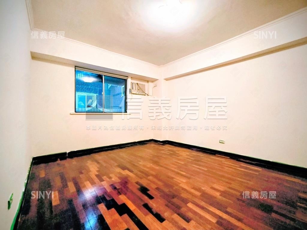 民生社區電梯遠眺陽明山景房屋室內格局與周邊環境