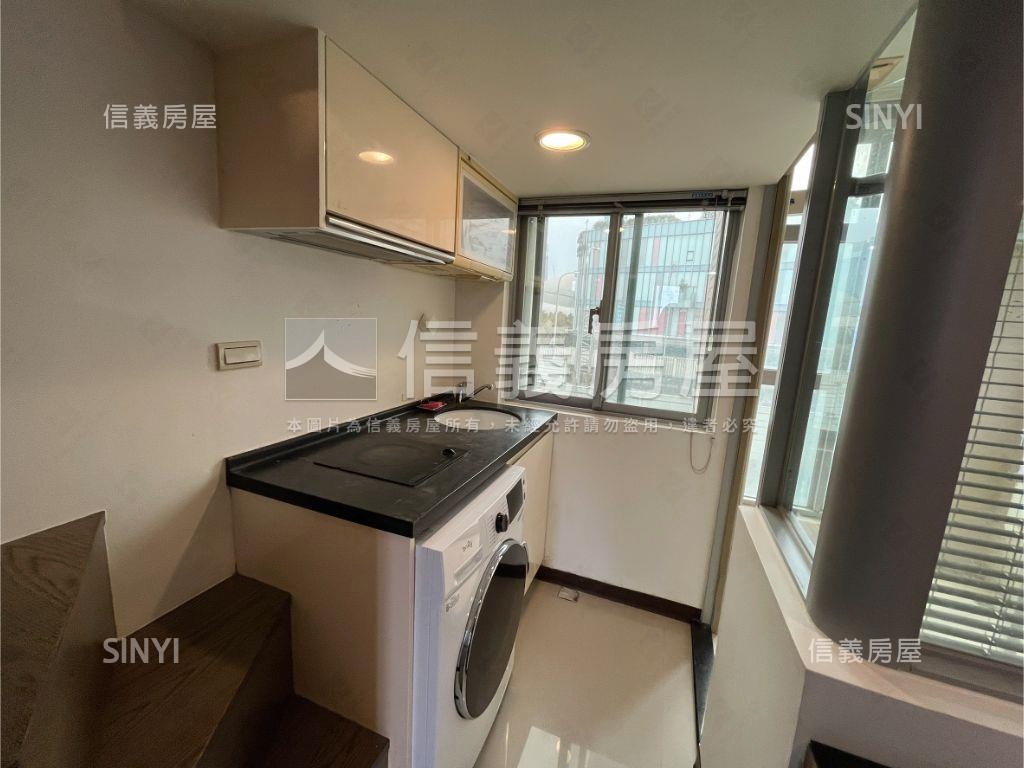 超級市民⚝挑高美美宅房屋室內格局與周邊環境