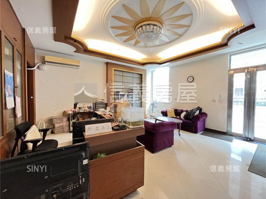 超級市民⚝挑高美美宅房屋室內格局與周邊環境