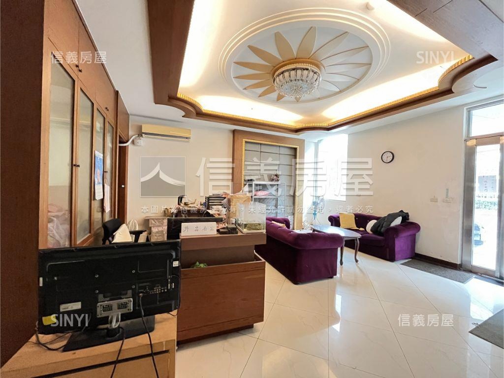 超級市民⚝挑高美美宅房屋室內格局與周邊環境