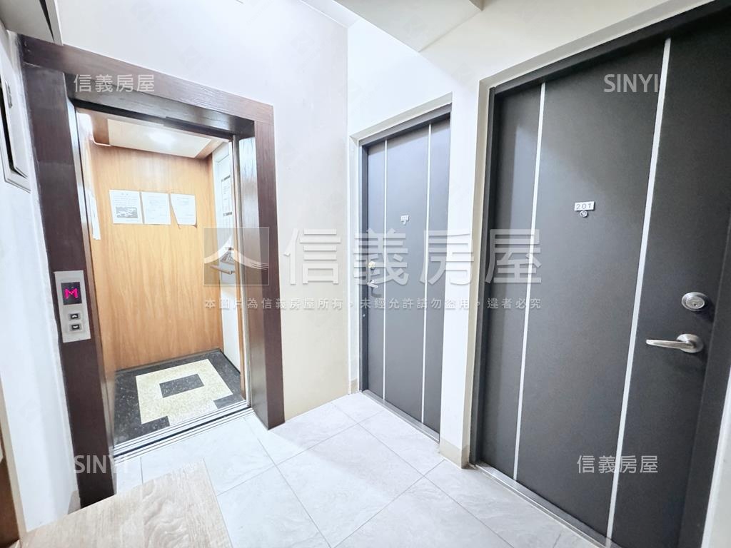 墅無界高鐵臨路電梯金透店房屋室內格局與周邊環境