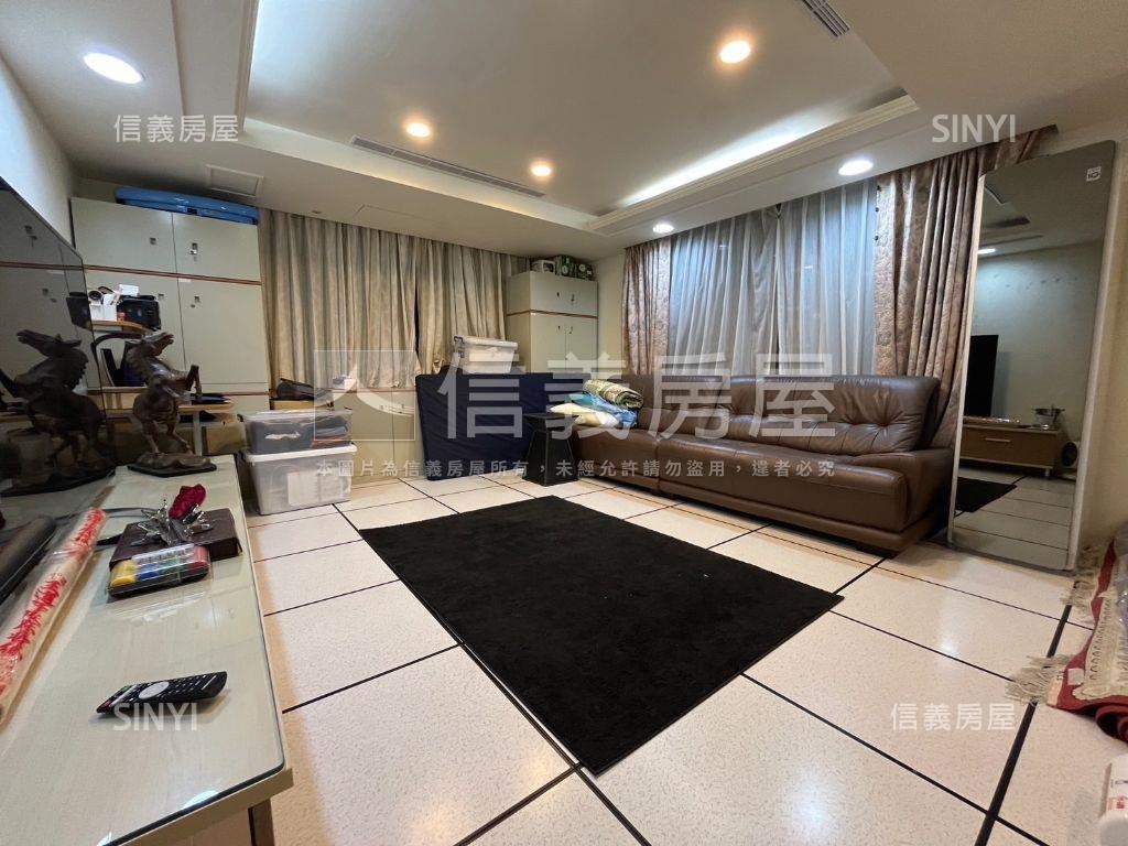 國會山莊庭院豪邸房屋室內格局與周邊環境