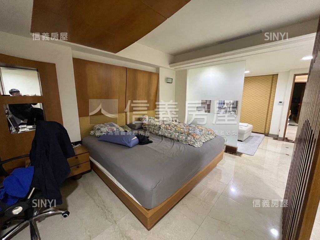 國會山莊庭院豪邸房屋室內格局與周邊環境