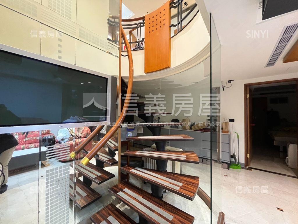 國會山莊庭院豪邸房屋室內格局與周邊環境