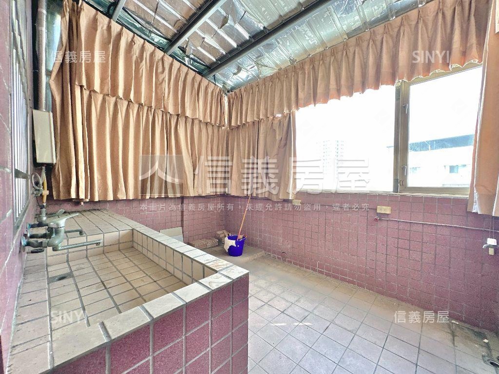 ☆正中興路二段燙金透店★房屋室內格局與周邊環境