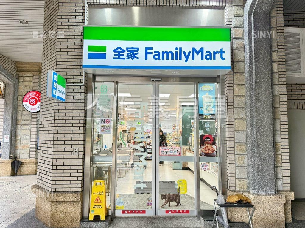 近央北具潛力湯泉金店面房屋室內格局與周邊環境