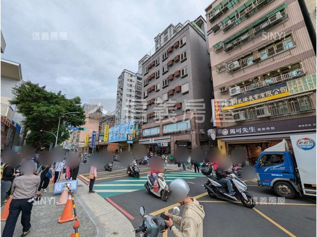 碧華國小校門人潮金店房屋室內格局與周邊環境